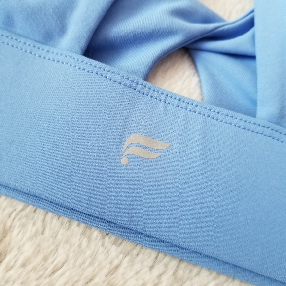 FABLETICS Oasis Twist Sports Bra Size XS - Picture 6 of 9